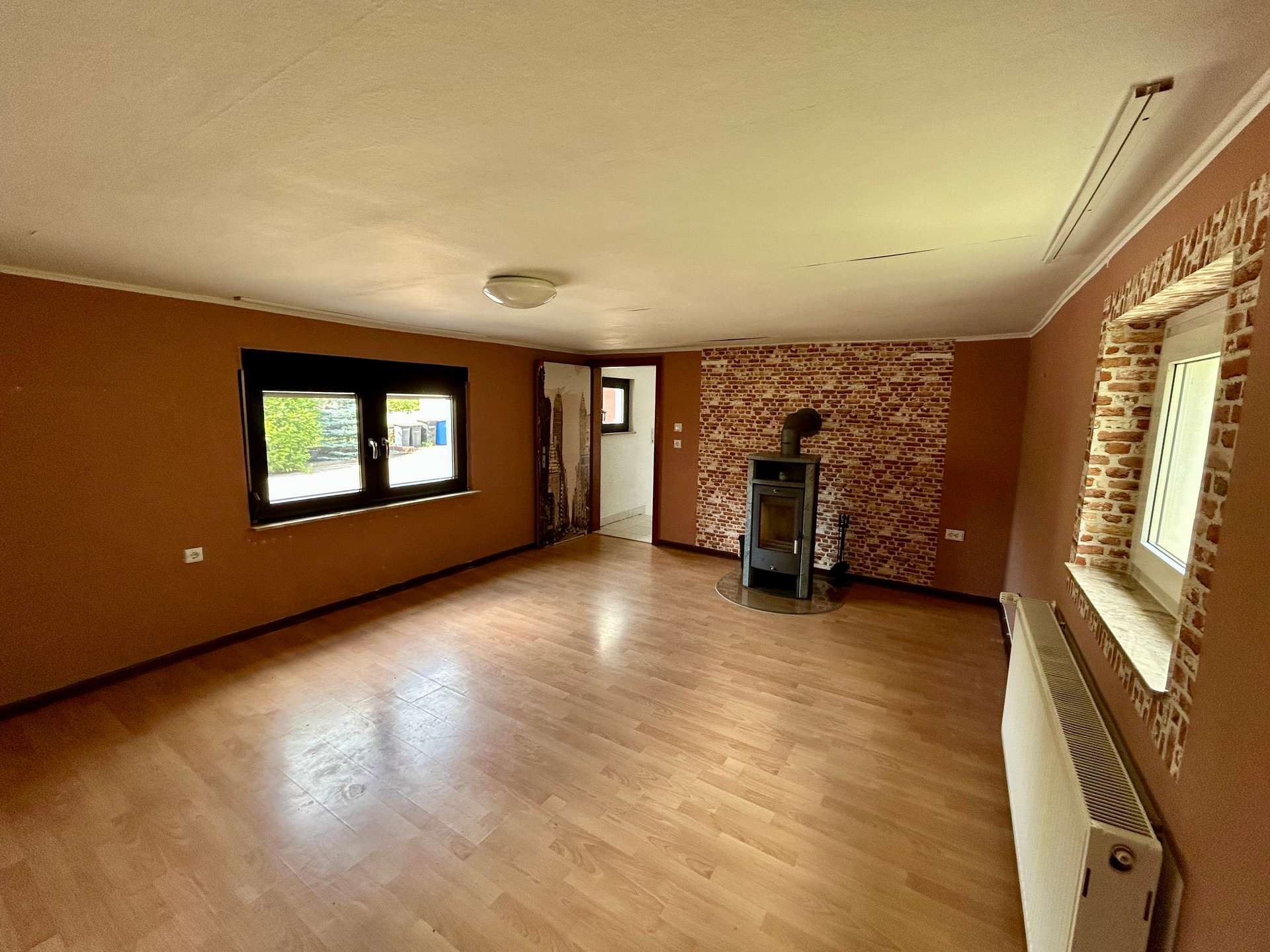 6,6% Rendite! Einfamilienhaus mit Scheune